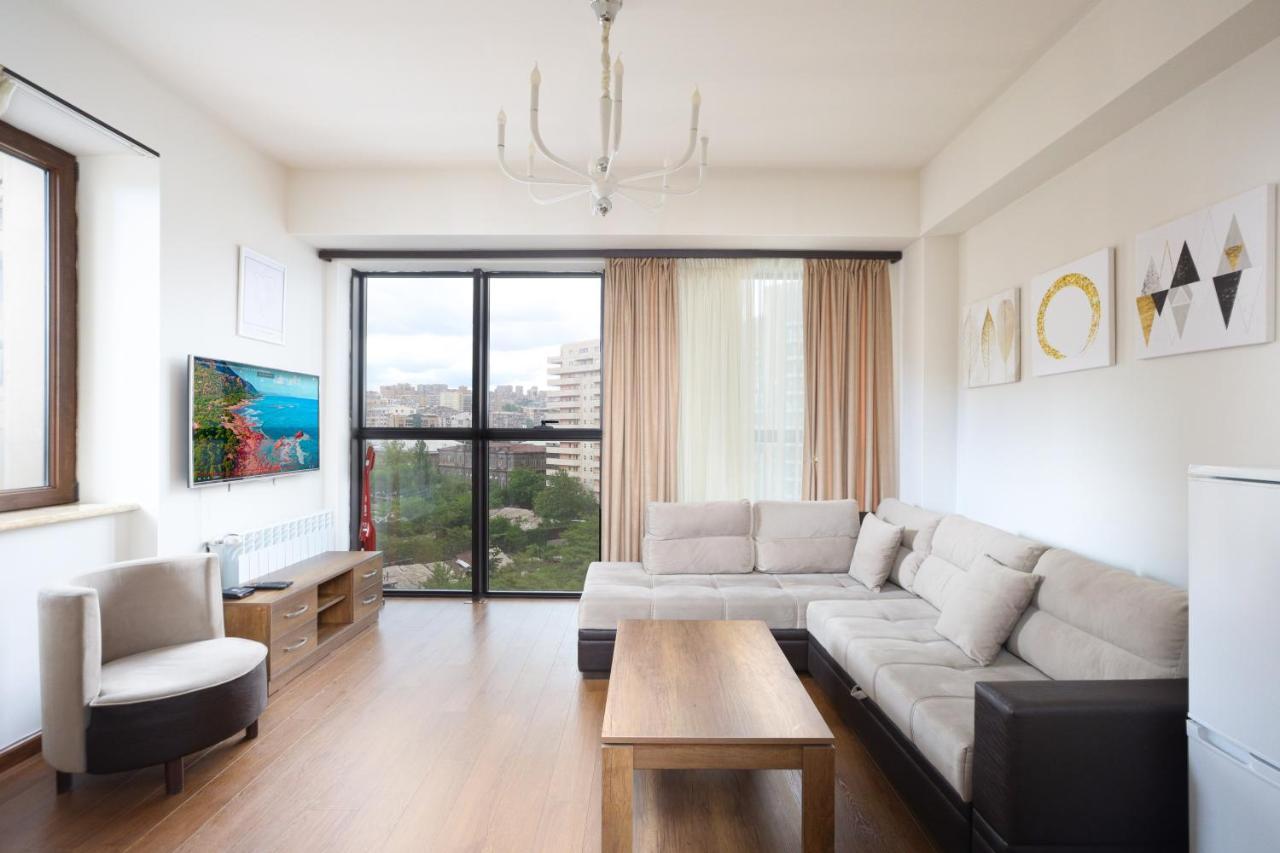 Stay Inn-Apartments On Buzand 17 Єреван Екстер'єр фото
