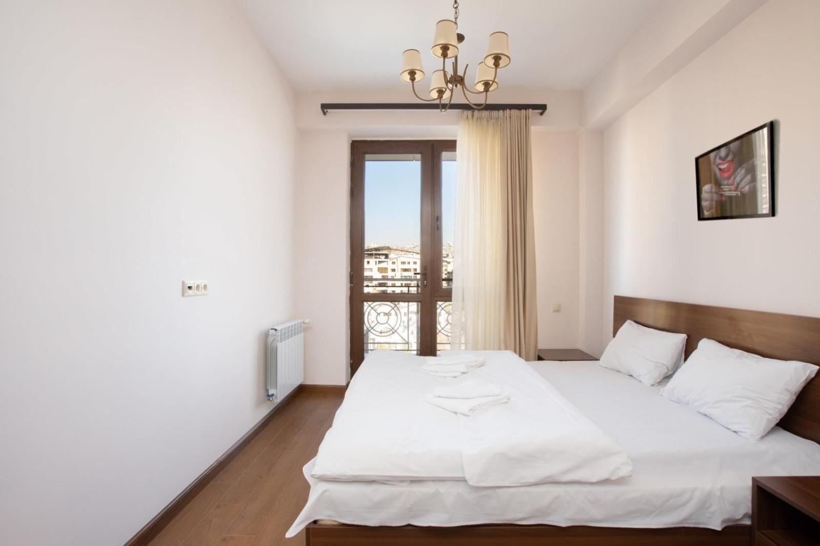 Stay Inn-Apartments On Buzand 17 Єреван Екстер'єр фото