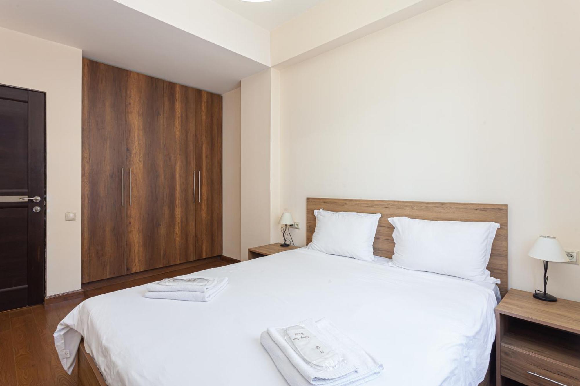 Stay Inn-Apartments On Buzand 17 Єреван Екстер'єр фото